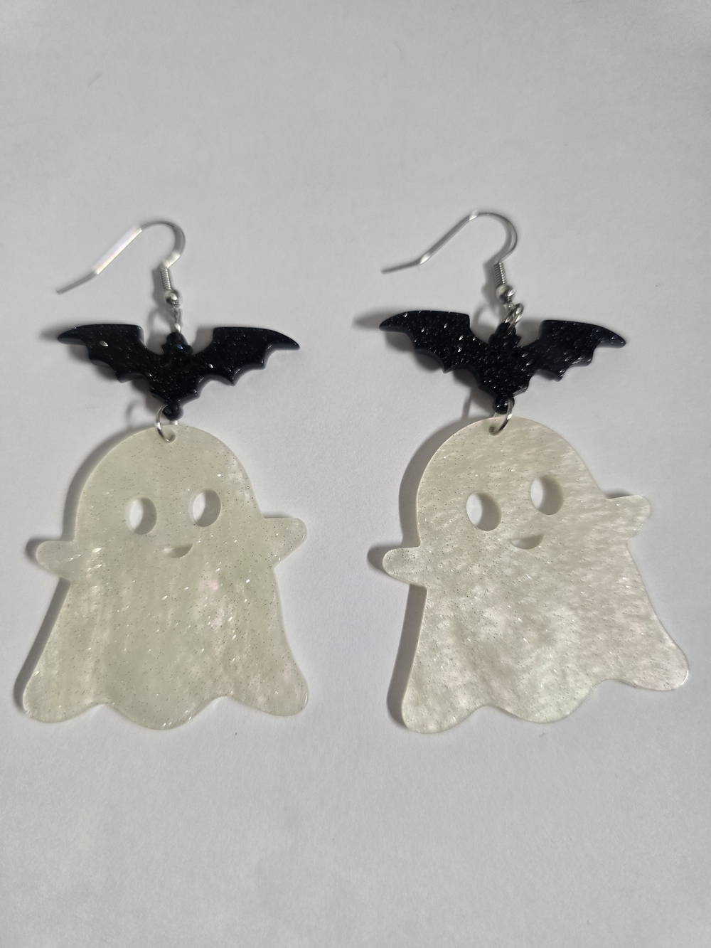 Halloween Ghost Bat Dangle Earrings White Glitter Black Spooky Statement